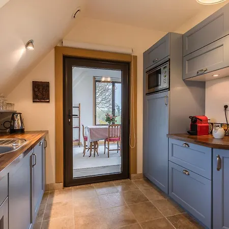 Holiday home Charmante Chaumiere Romantique